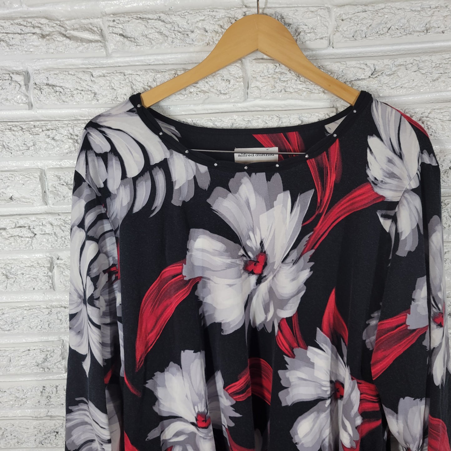 Alfred Dunner Top 3X Womens Plus Black Red Gray Floral Studded  FLO205E