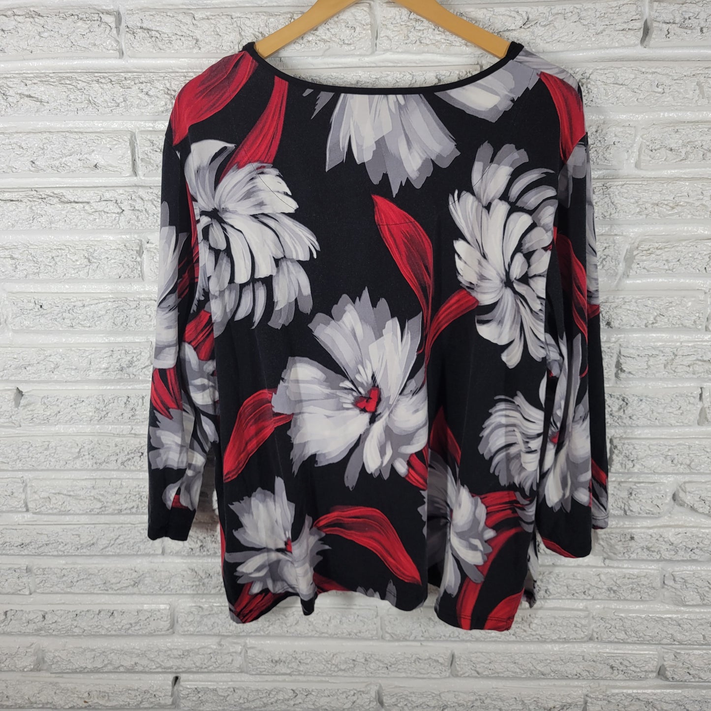 Alfred Dunner Top 3X Womens Plus Black Red Gray Floral Studded  FLO205E