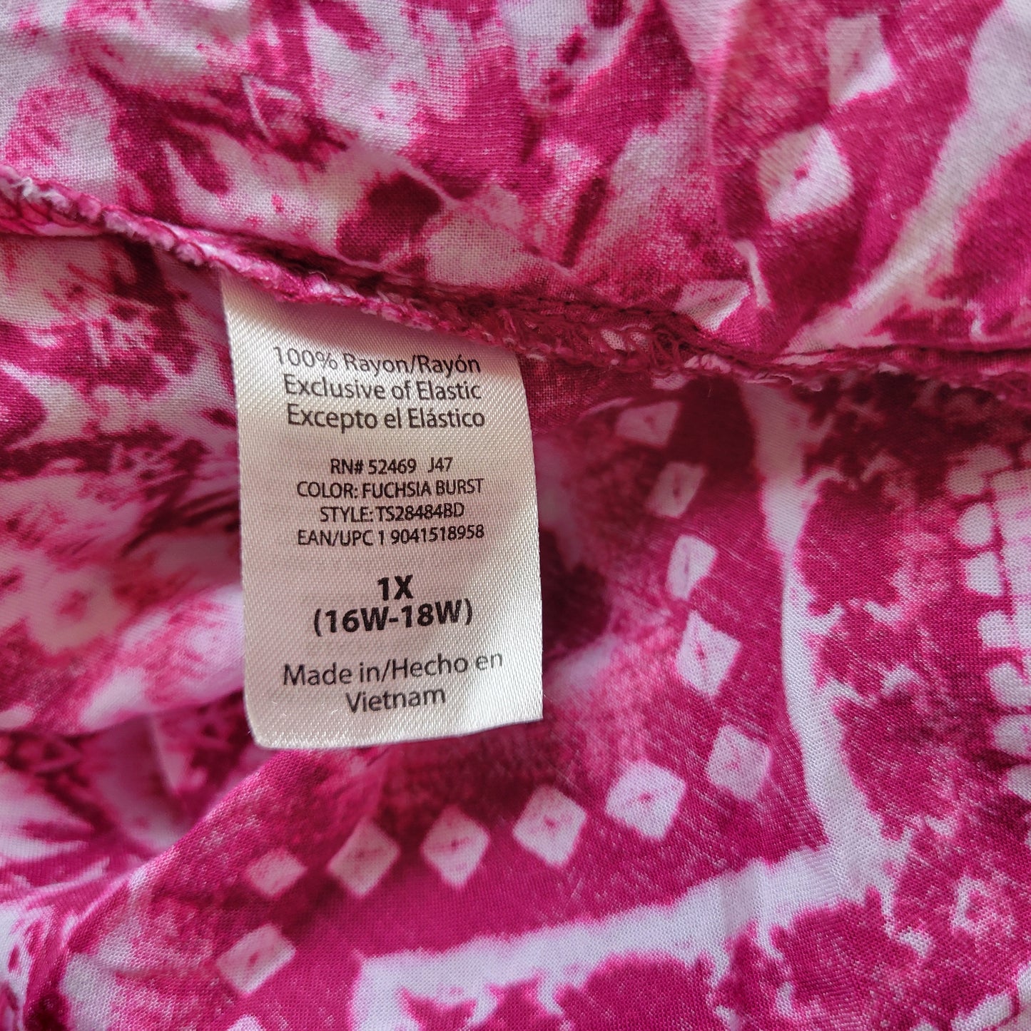 Terra Sky Blouse 1X Womens Plus Pink Geometric Boho Rayon Trumpet Sleeve GEO189E