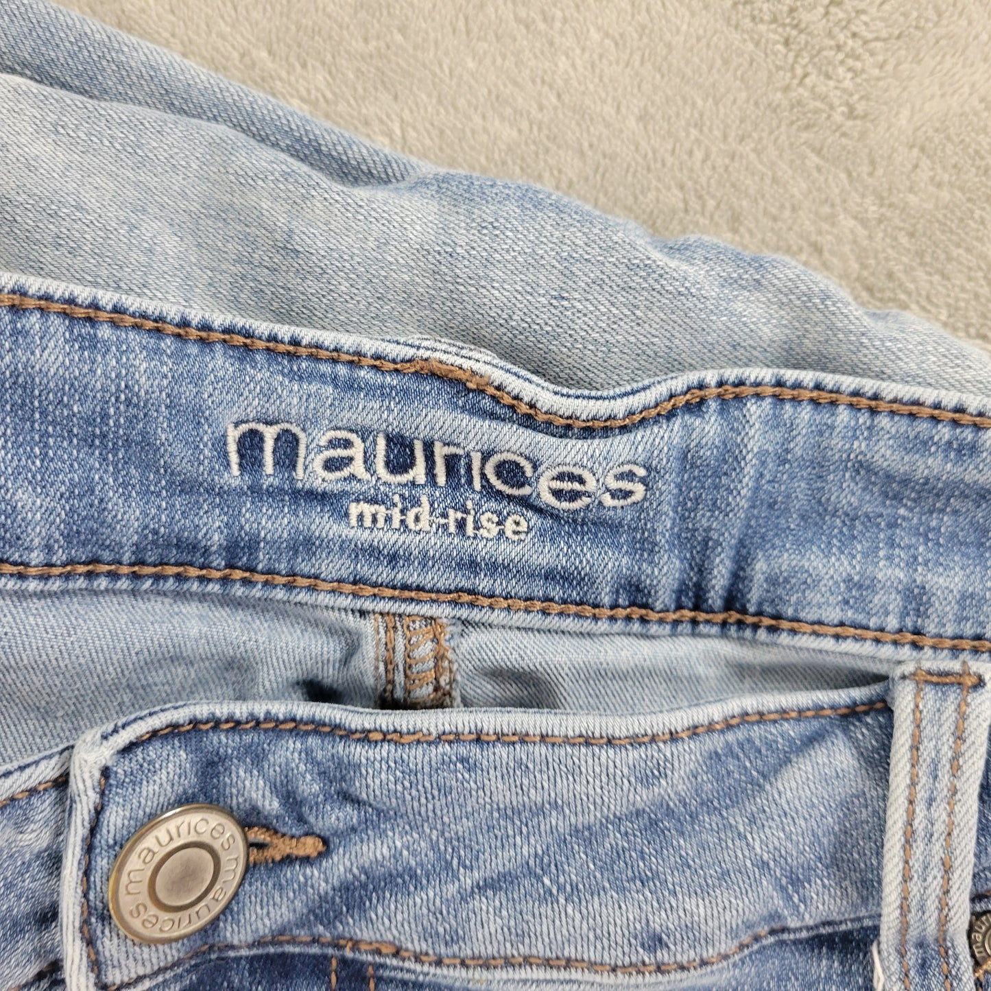 Maurices Jeans 18W Short Womens Plus Medium Wash Straight Leg Stretch SL110E