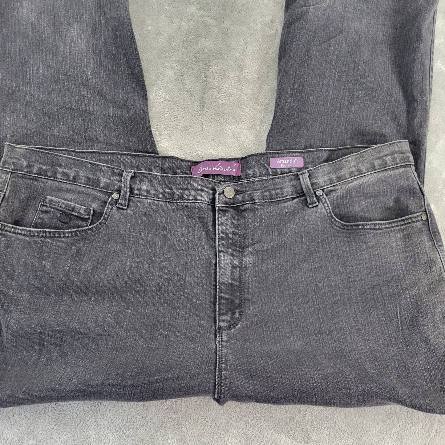 Gloria Vanderbilt Amanda Jeans 24W Plus Black Cropped Bootcut BOO2E