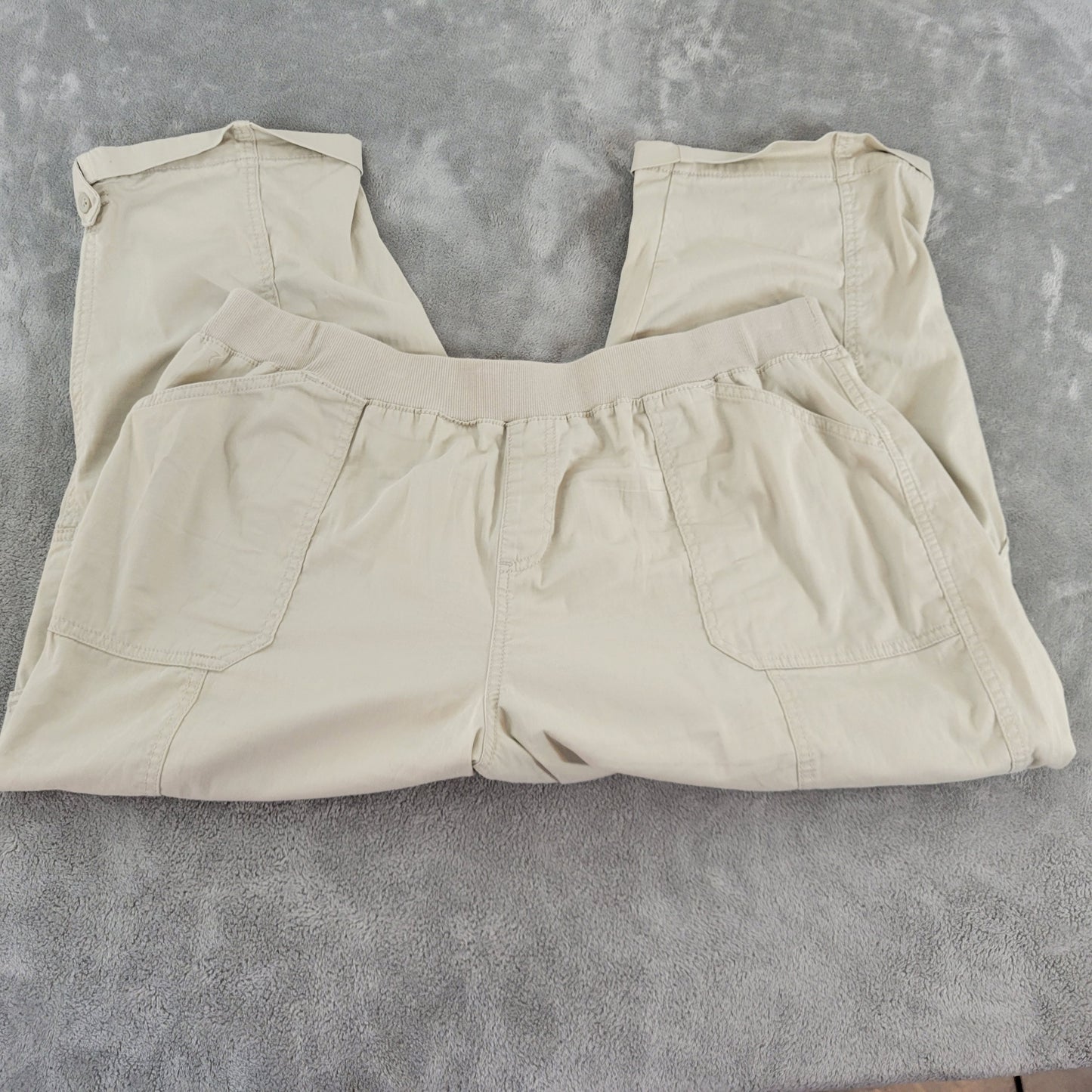Style & Co Women XXL Beige Cargo Capri Pants Elastic Waist Cuffed Hem CAP2E