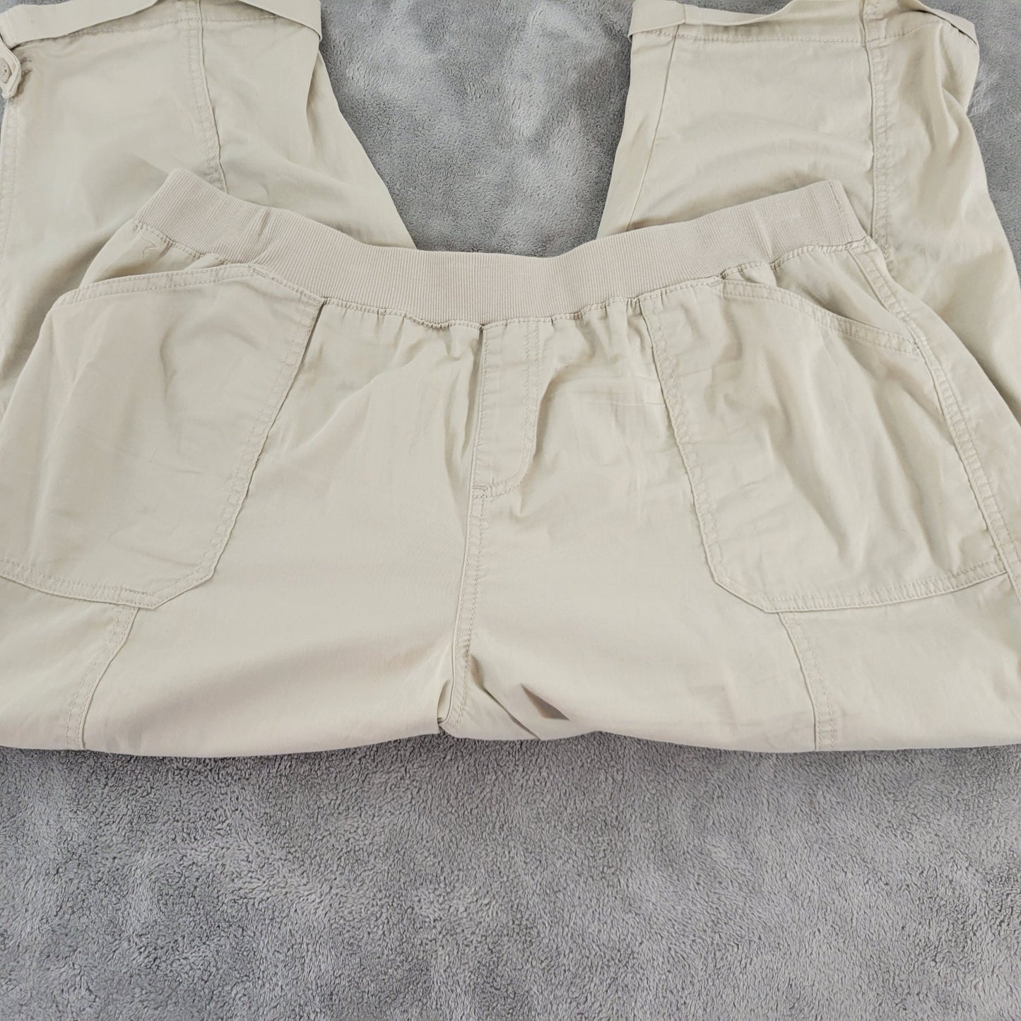 Style & Co Women XXL Beige Cargo Capri Pants Elastic Waist Cuffed Hem CAP2E