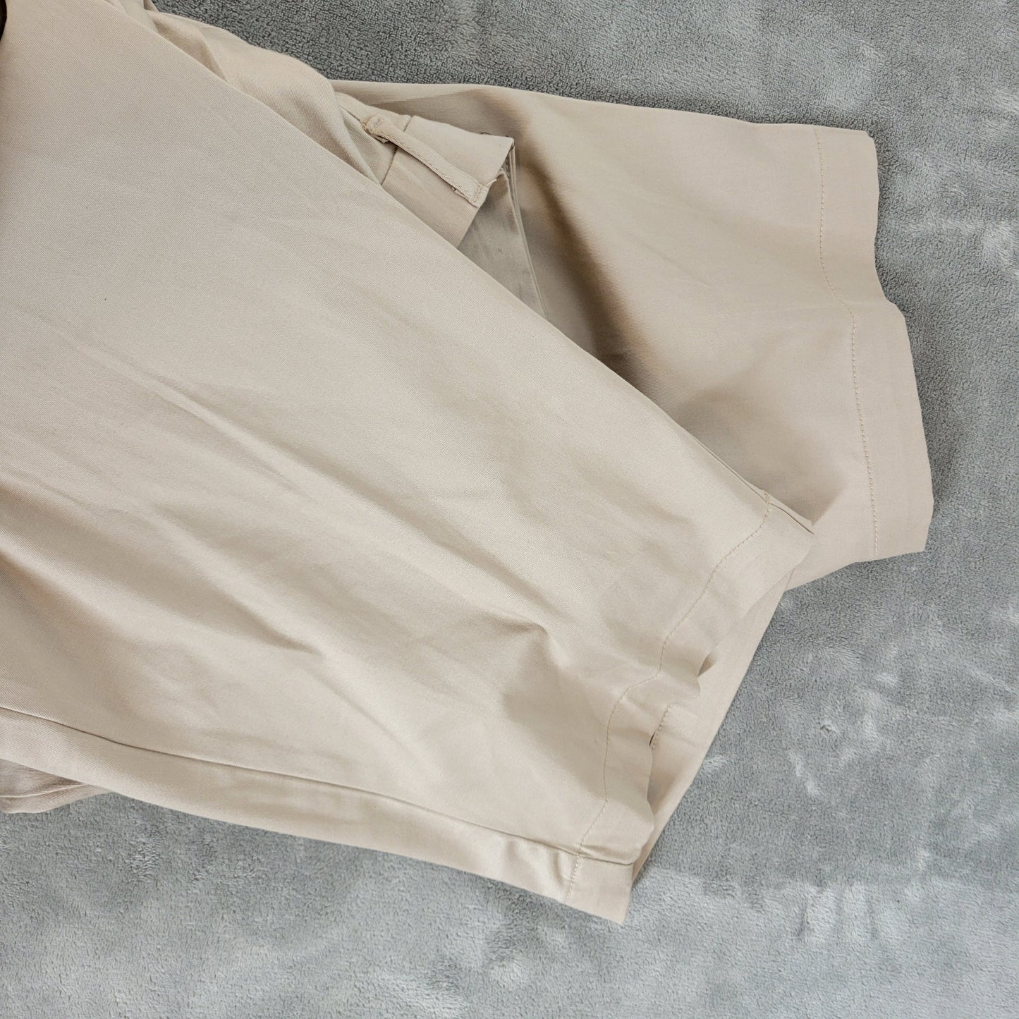 St. John's Bay Plus 24W Beige Capri Pants 44 Waist Straight Leg Stretch D12E