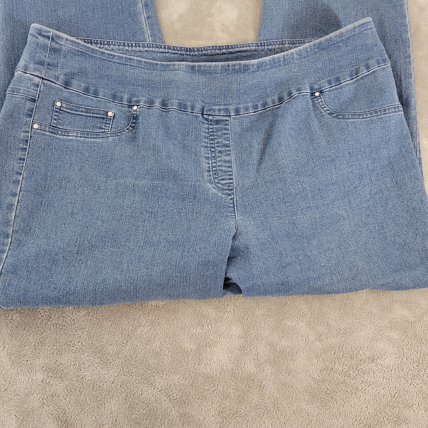 Ruby Rd Jeans 20W Plus Medium Blue Cropped Pull On Eyelet Fringe SL112E