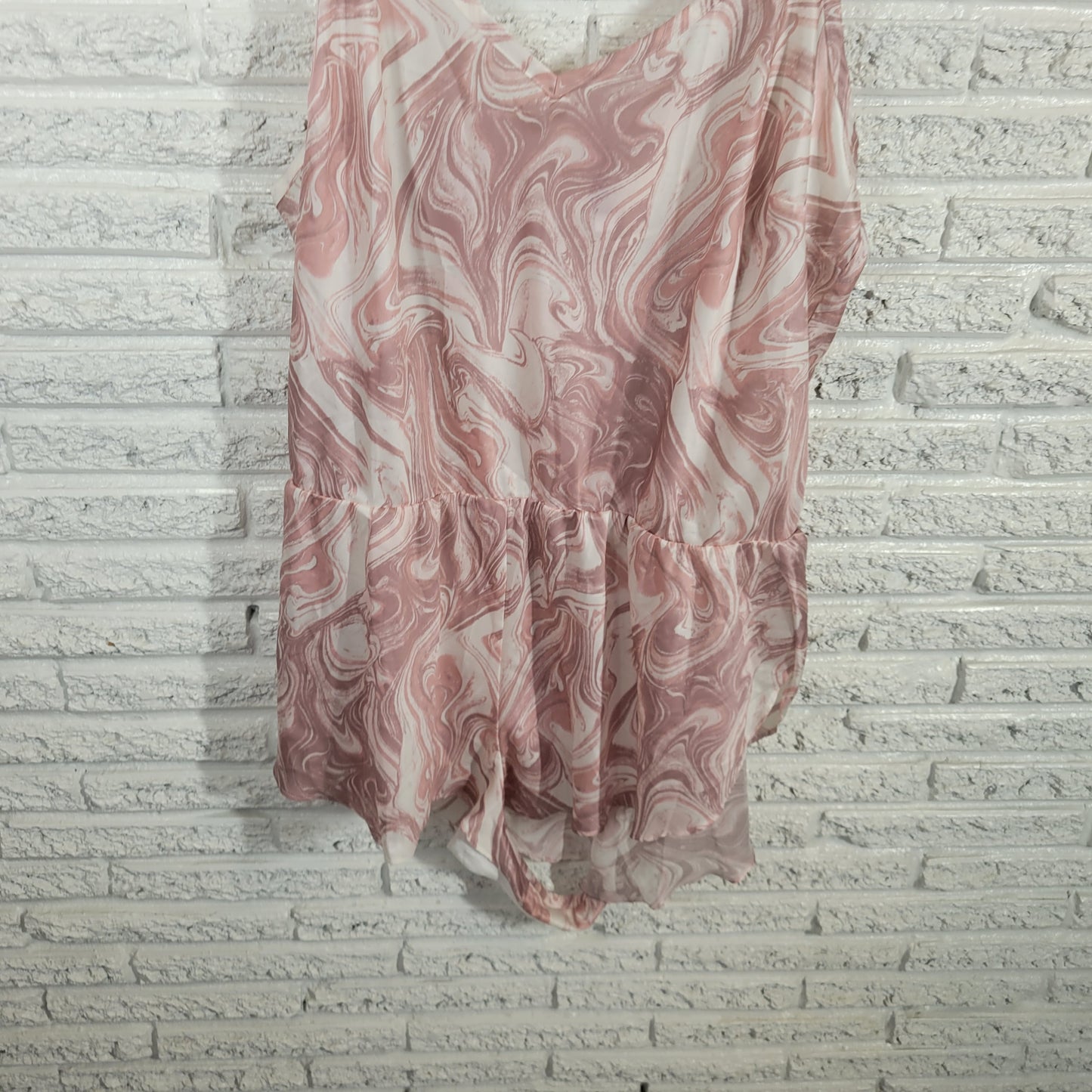 Adore Me Pajama Romper 4X Plus Pink White Swirl Sleepwear V-Neck WAT11E