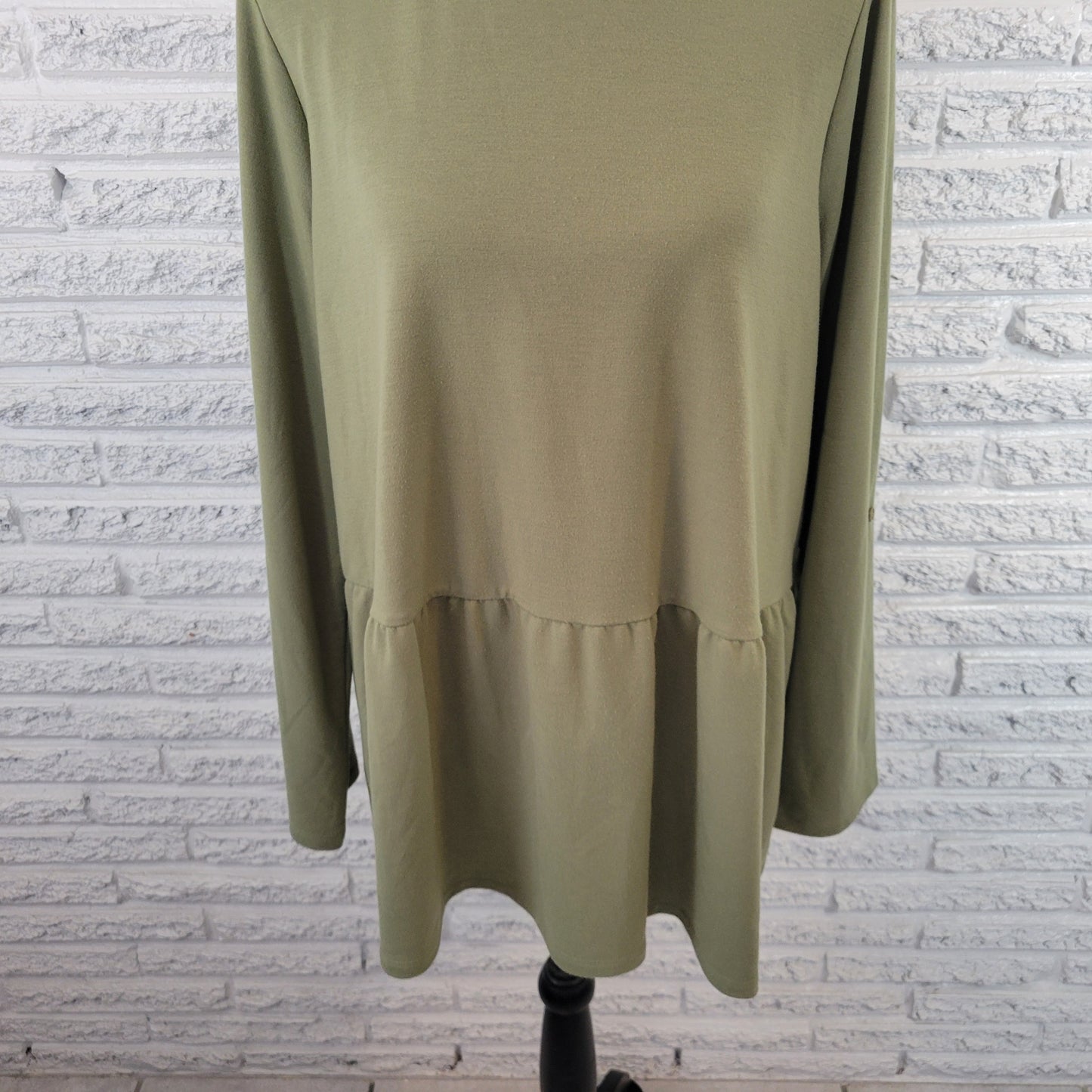 Denim & Co Green Top 1X Plus Size Long Sleeve Crew Neck Pullover Solid GRE43E