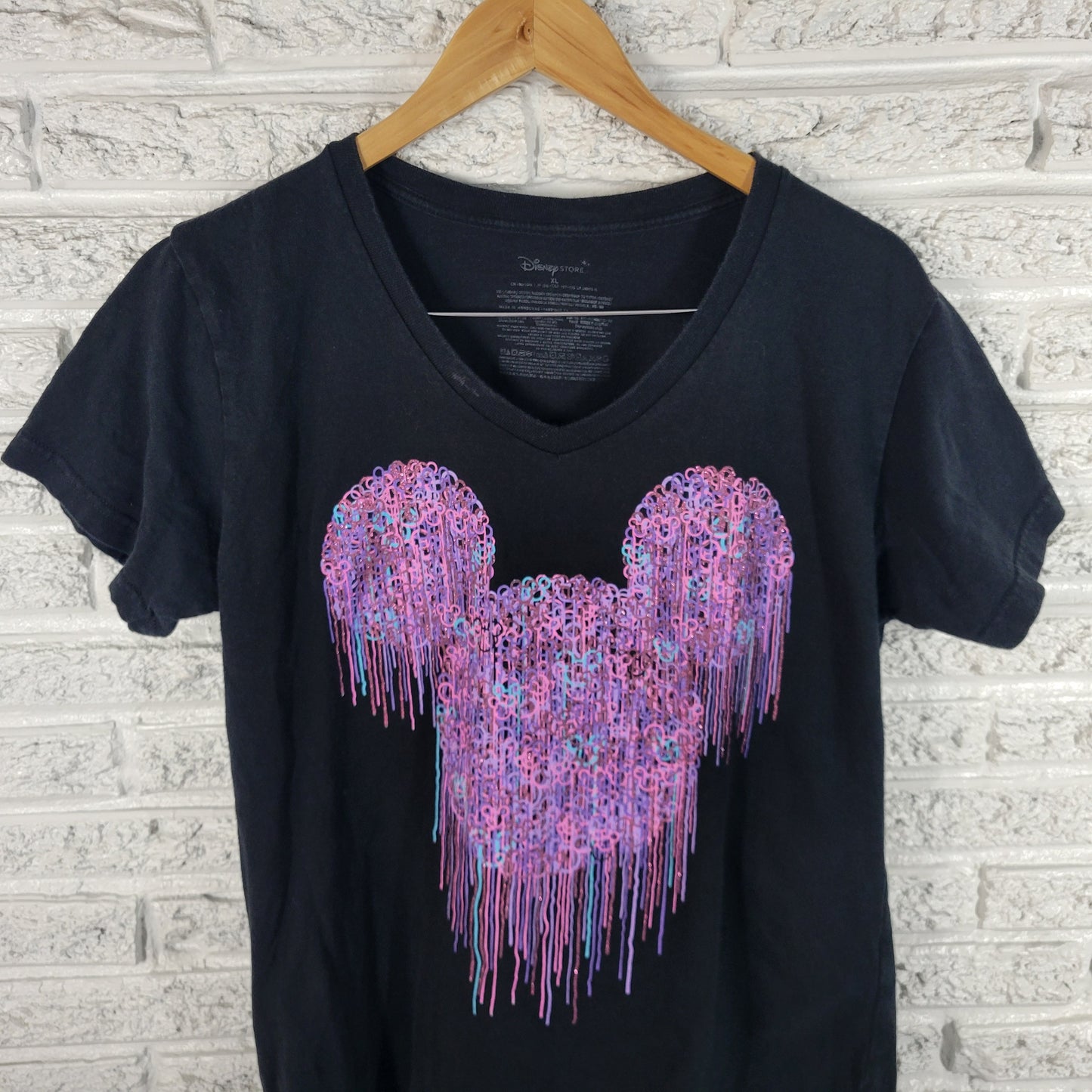 Disney Womens XL Mickey Mouse Graphic Tee Black Glitter V Neck Cotton NOV101E