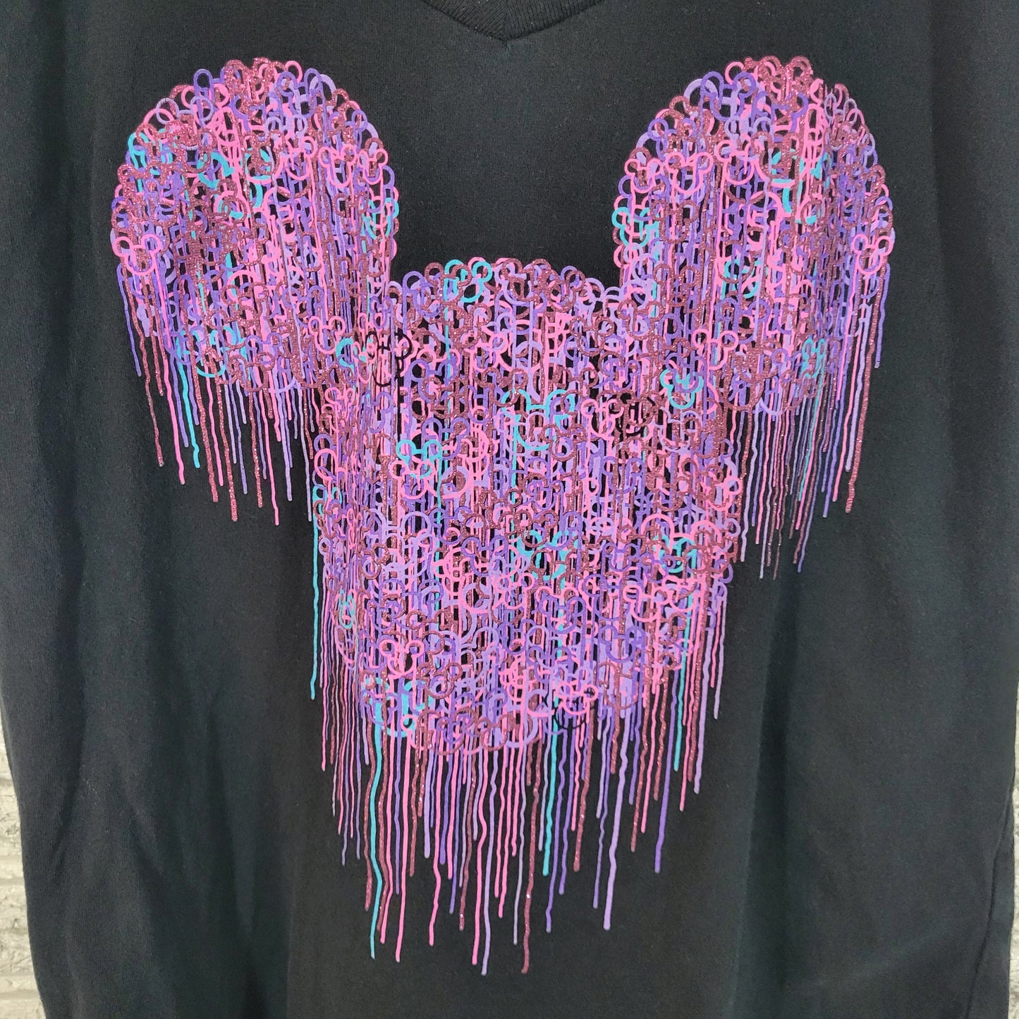 Disney Womens XL Mickey Mouse Graphic Tee Black Glitter V Neck Cotton NOV101E