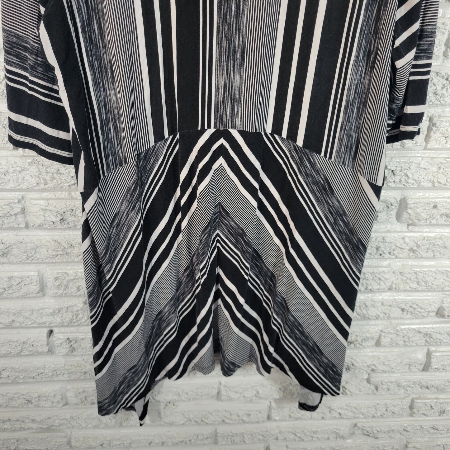 Avenue Womens Size 18 20 Tunic Dress Black White Striped 3/4 Sleeve STR7E
