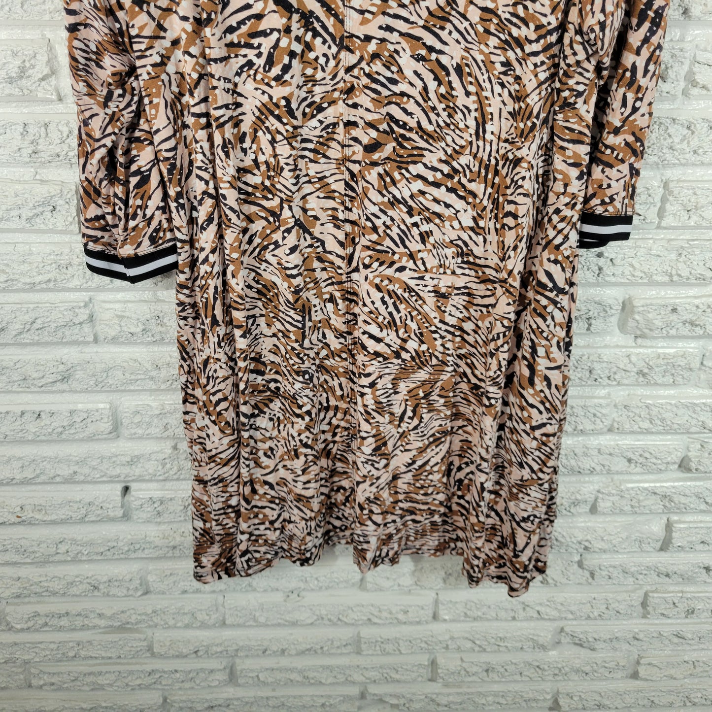 Zim & Zoe Womens Size 20 Dress Plus Geometric Brown Black Hi Low Pocket GEO145E
