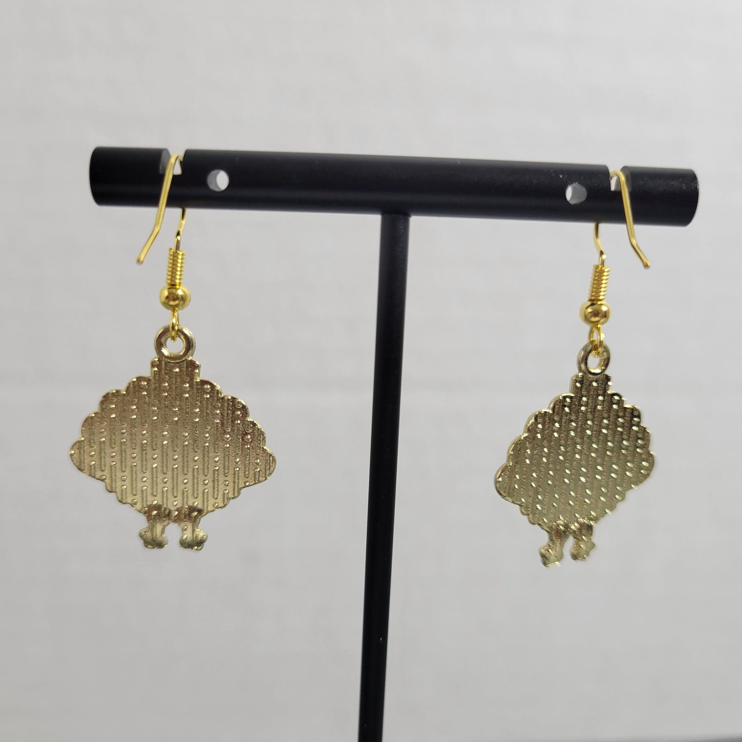 Turkey Dangle Earrings Gold Tone Thanksgiving Pilgrim Fall Autumn Enamel Jewelry