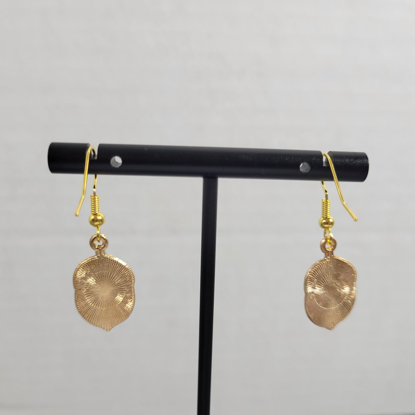 Cute Acorn Dangle Earrings Fall Autumn Enamel Thanksgiving Gold Tone Gift E107E