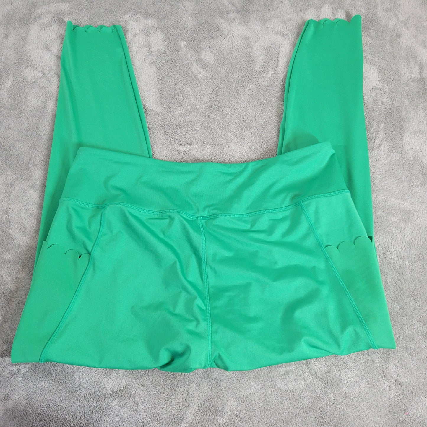 Crown & Ivy Womens 2X Green Scallop Hem Cropped Leggings Pockets GRE53E