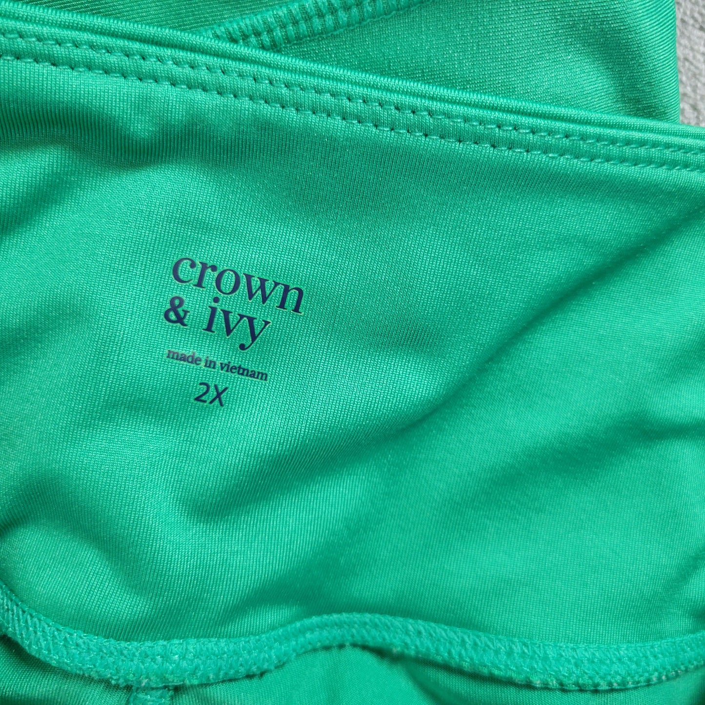 Crown & Ivy Womens 2X Green Scallop Hem Cropped Leggings Pockets GRE53E