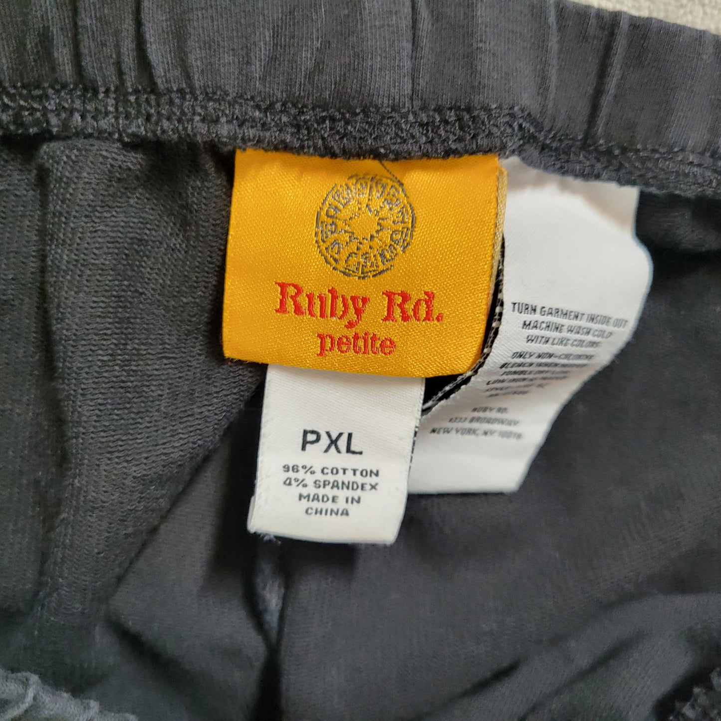Ruby Rd Black Capri Pants PXL Plus Size Petite Pull On Elastic Waist BLA10E