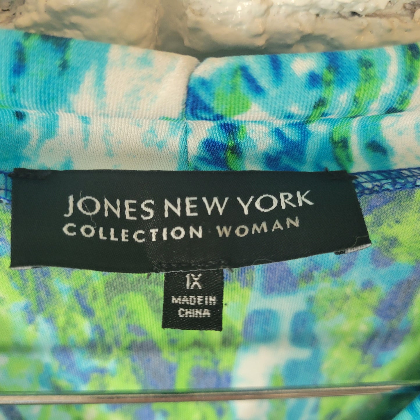 Jones New York Womens Plus 1X Blue Watercolor Sleeveless V Neck Top WAT24E