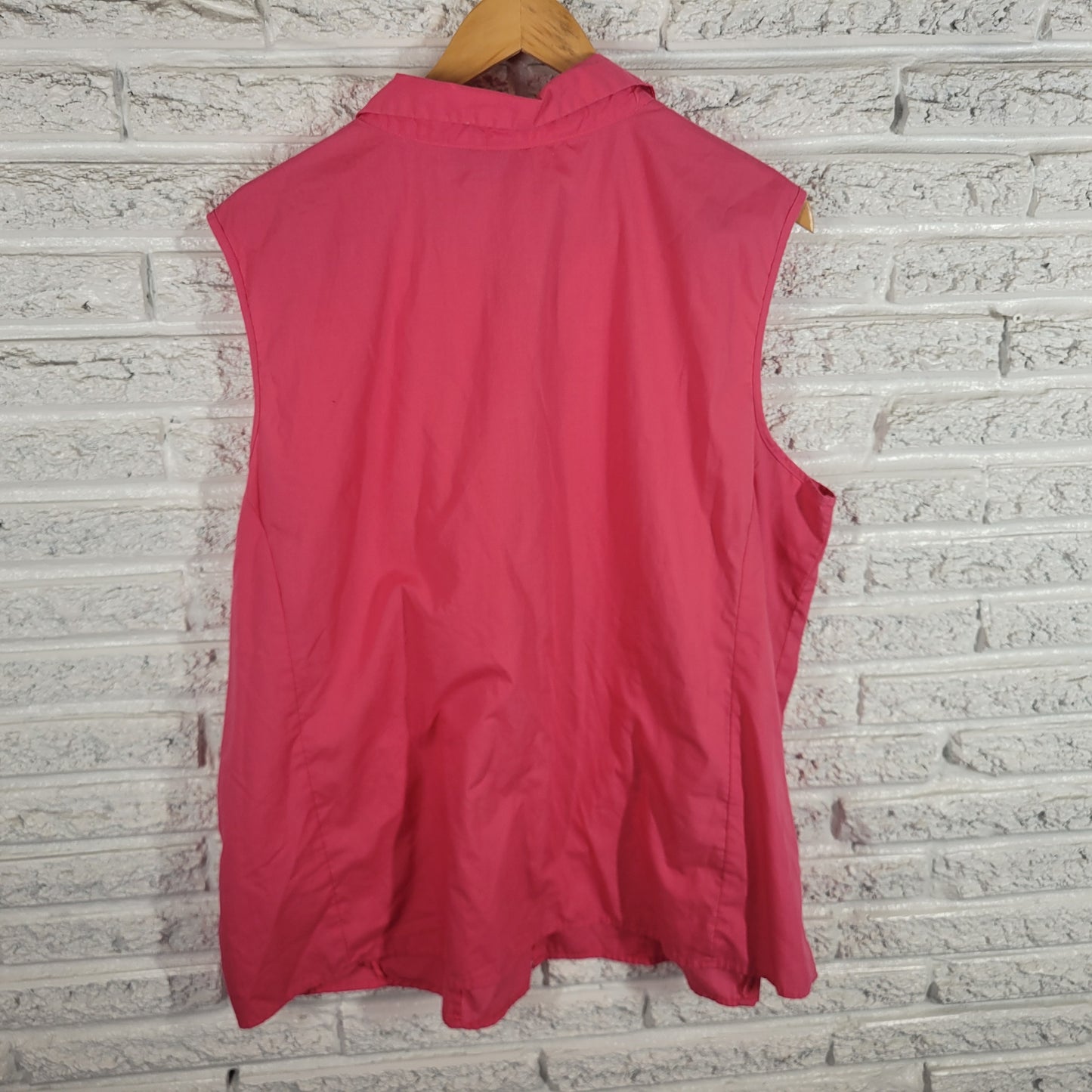 Basic Editions 2X Pink Button Up Shirt Sleeveless Cotton Blend Collared PIN29E