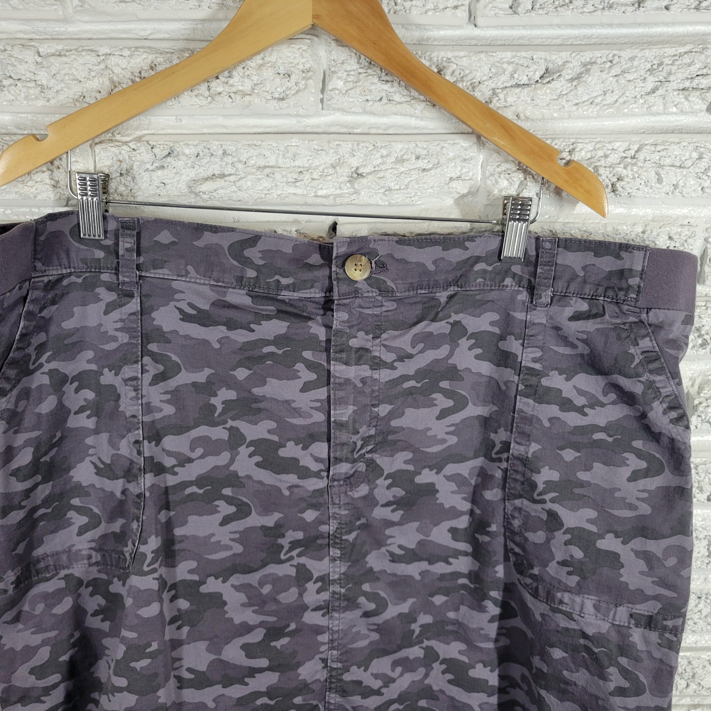 Lee Womens Skort 22 Gray Camo Elastic Waist Mid Rise Cotton Blend Pocket CAM7E
