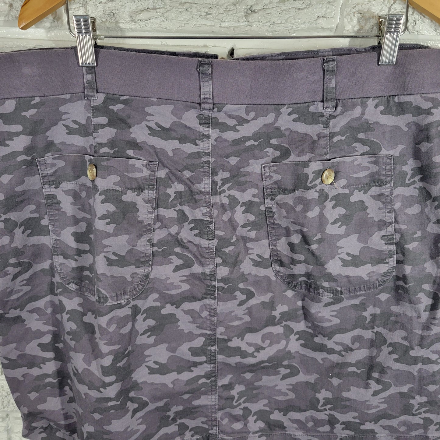 Lee Womens Skort 22 Gray Camo Elastic Waist Mid Rise Cotton Blend Pocket CAM7E