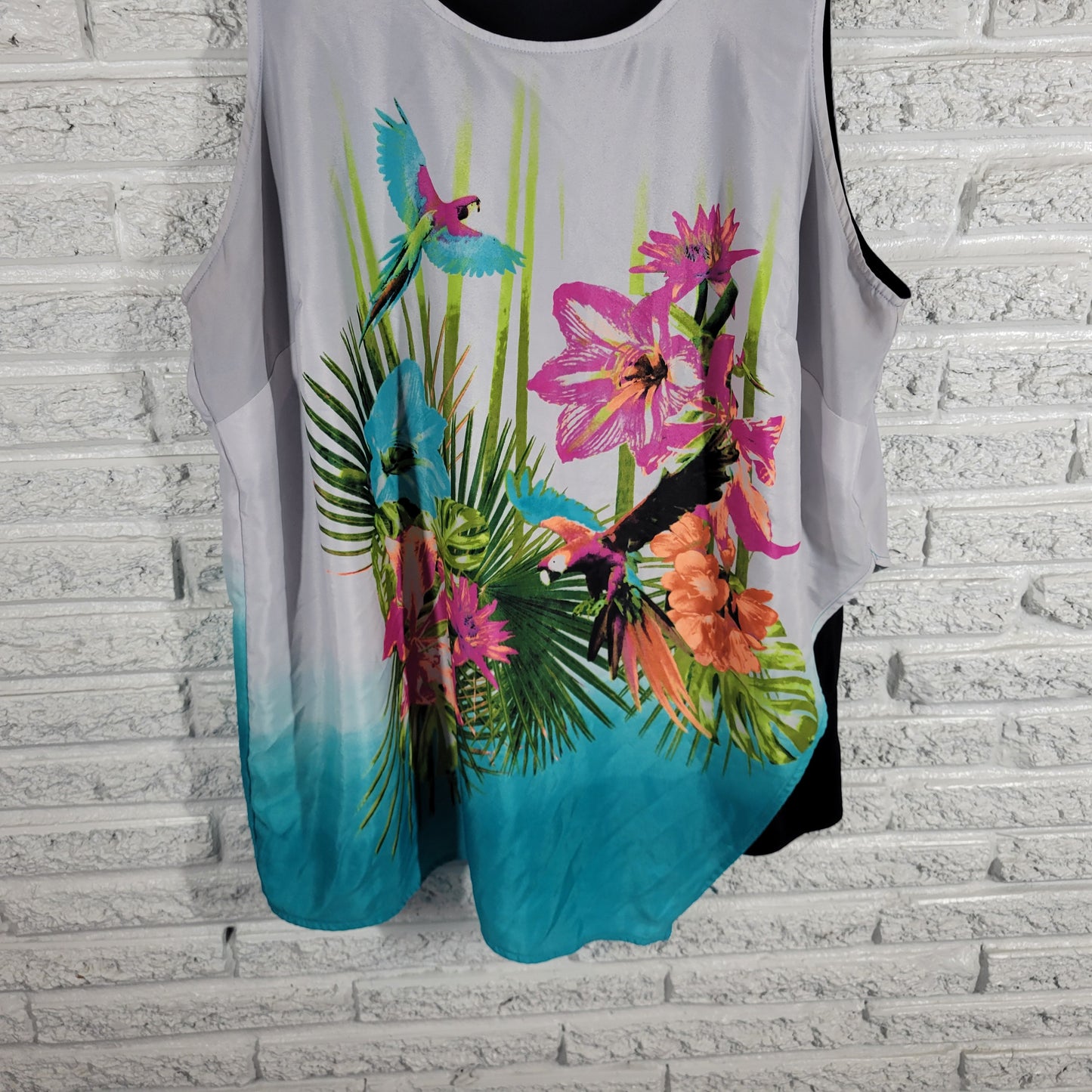 Worthington 2X Tunic Blouse Multicolor Parrot Floral Sleeveless Lined FLO151E