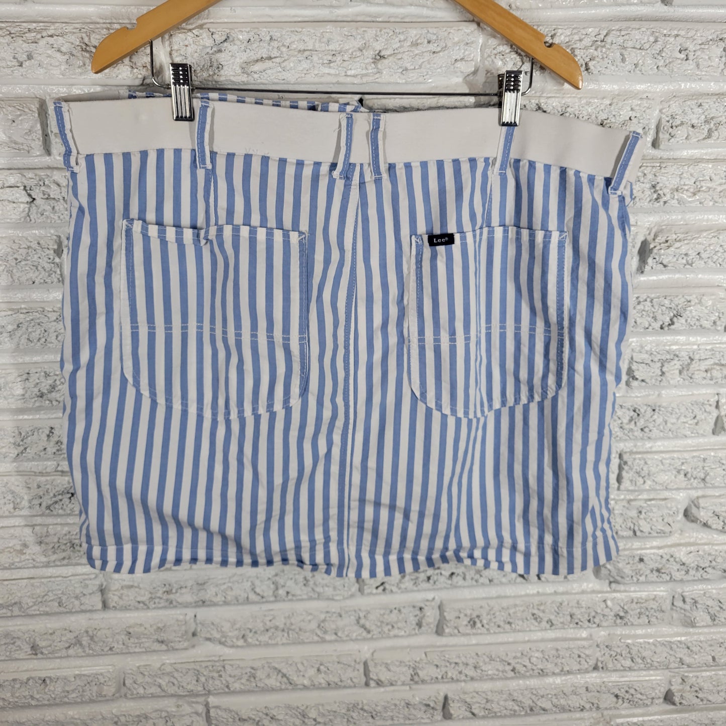 Lee Womens Skort 22 Blue White Stripe Elastic Waist Pocket Plus Size STR47E