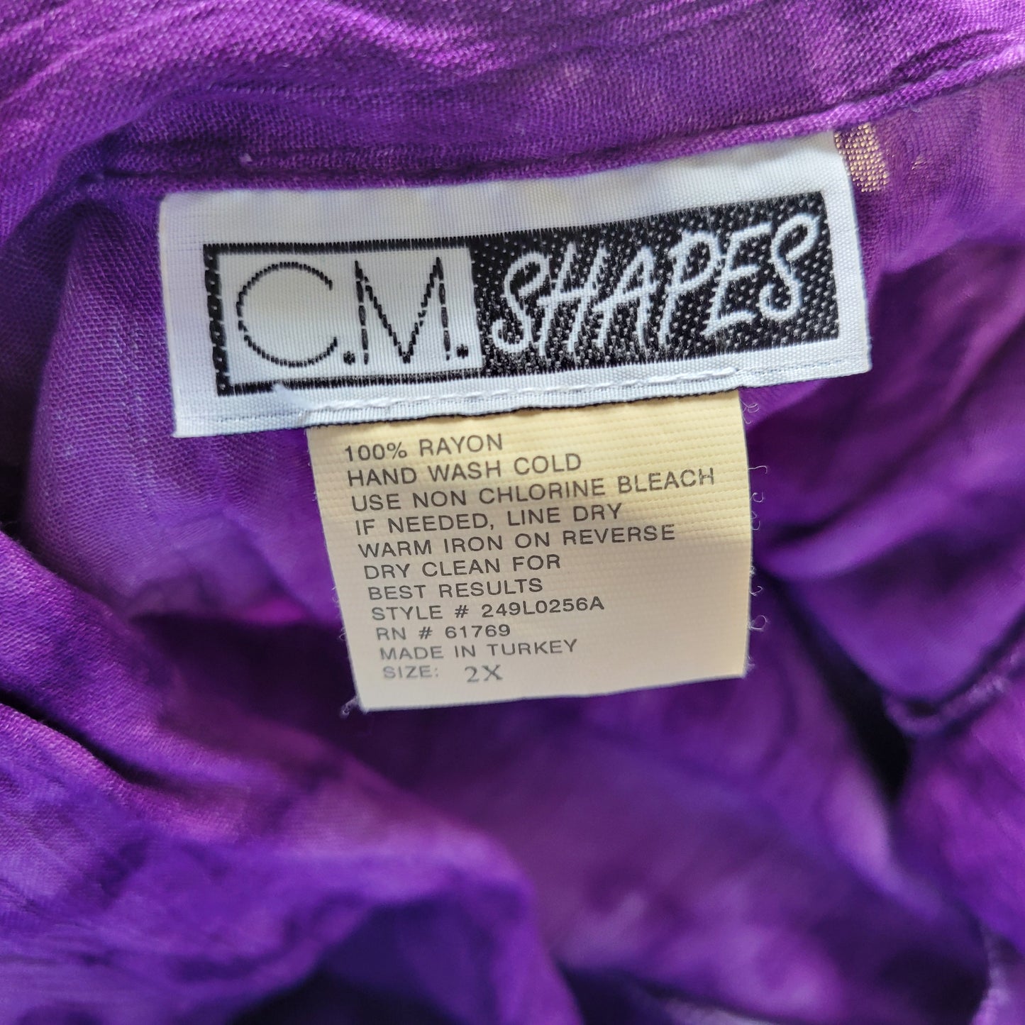 CM Shapes Women 2X Purple Embroidered Button Up Top Shirt Rayon PUR57E