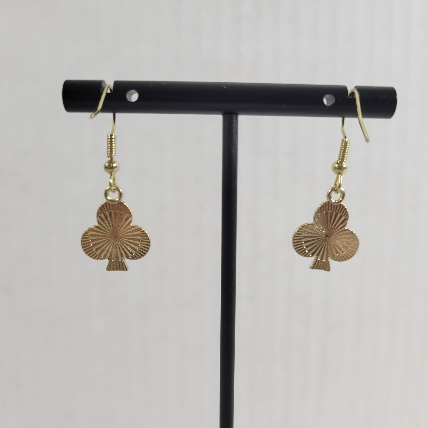 Clubs Poker Suit Casino Earrings Hanging Dangle Novelty Fish Hook