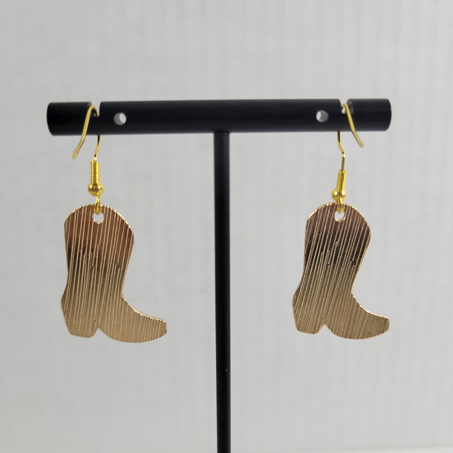 Pink Floral Cowgirl Boot Earrings Gold Tone Western Rodeo Dangle Drop Jewelry