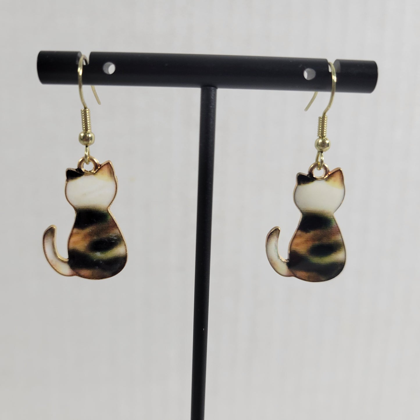 Cats Kitten Earrings One Pair Calico Gold Tone Hanging Dangle Fish Hook Novelty