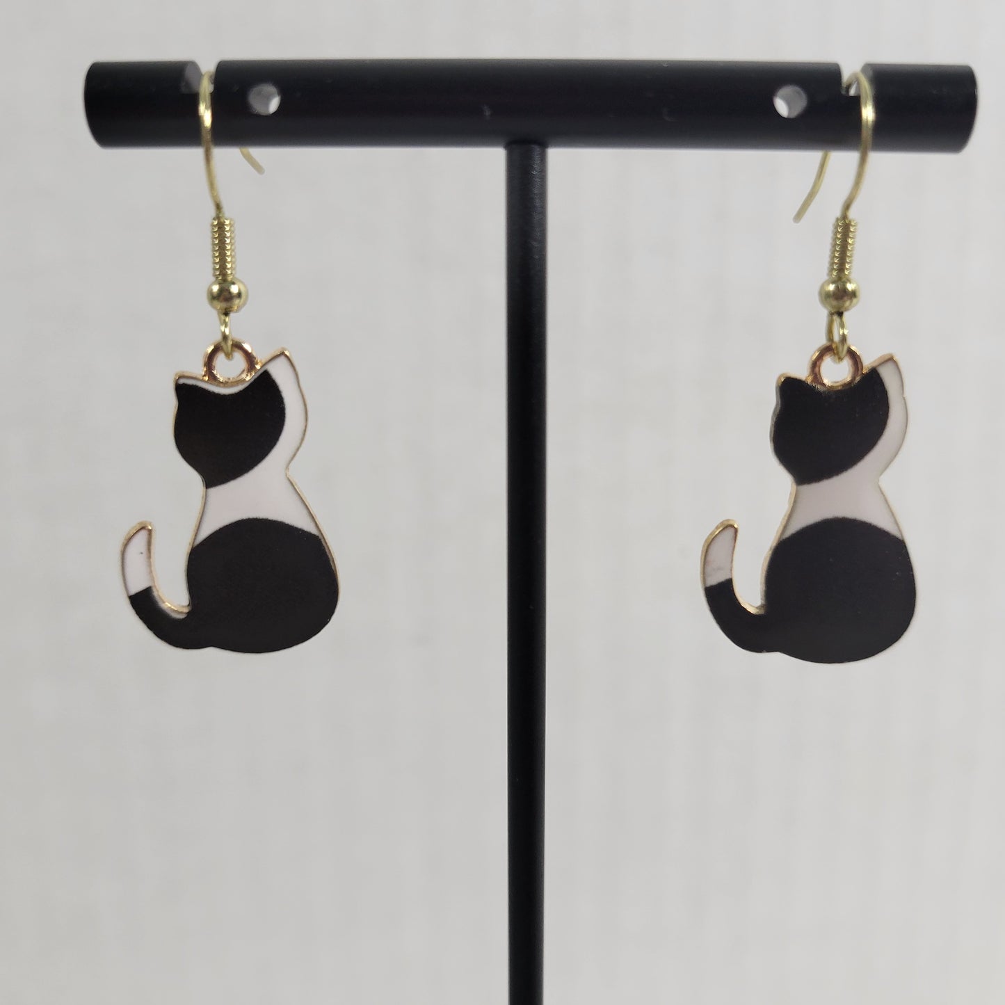 Cats Kittens Earrings One Pair Black White Gold Tone Fish Hook Dangle Hanging