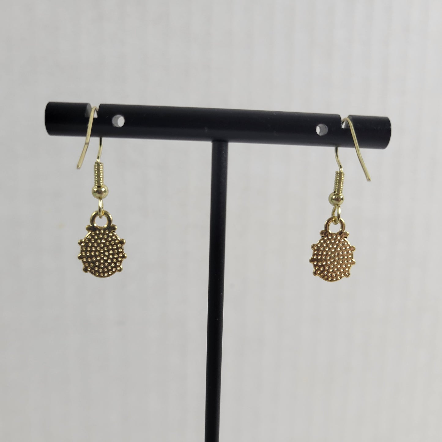 Ladybugs Earrings One Pair Gold Tone Hanging Dangle Fish Hook Red Novelty