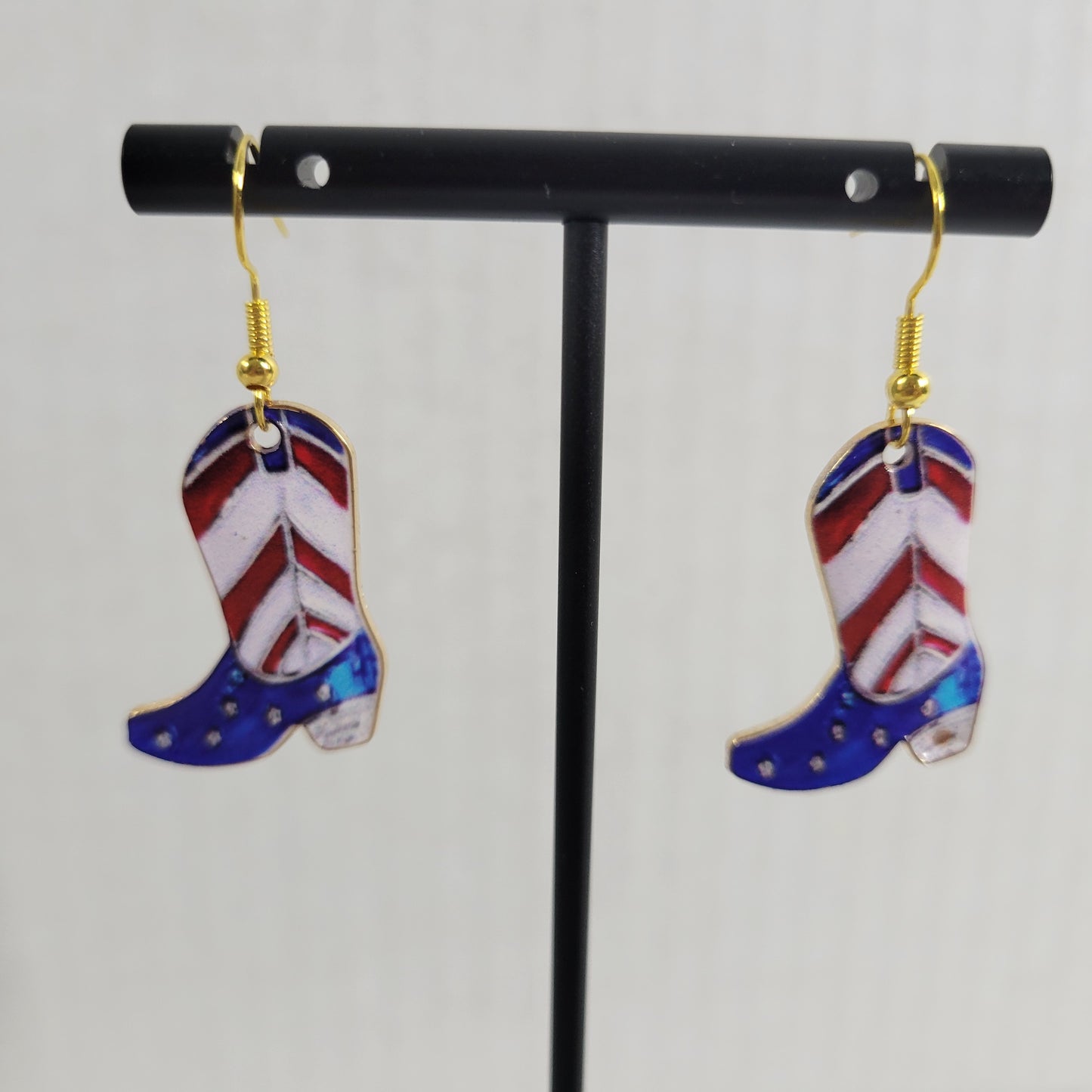 4th of July Patriotic Western Dangle Earrings Gold Hook Multi Color Rodeo E15E