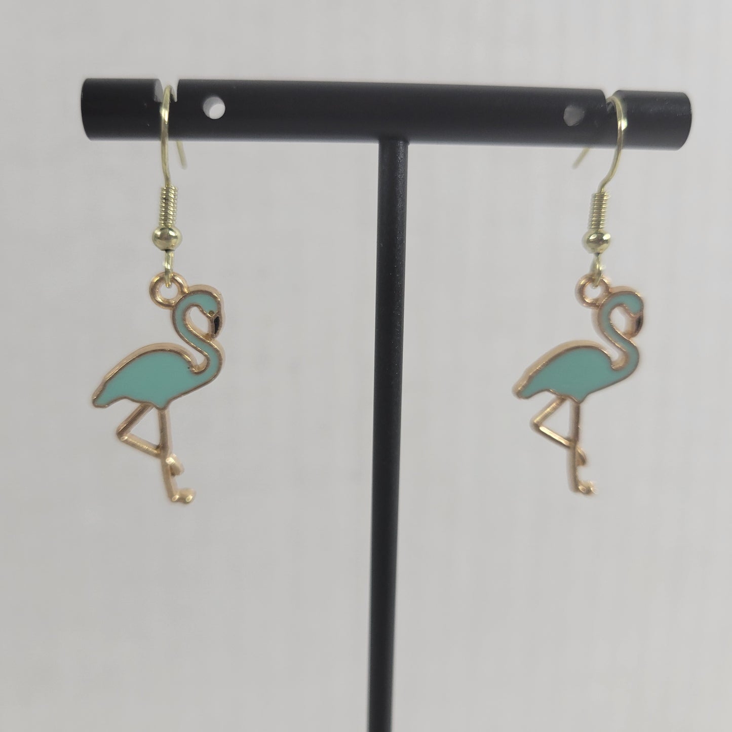 Flamingos Blue Womens Earrings One Pair Gold Tone Hanging Dangle Fish Hook