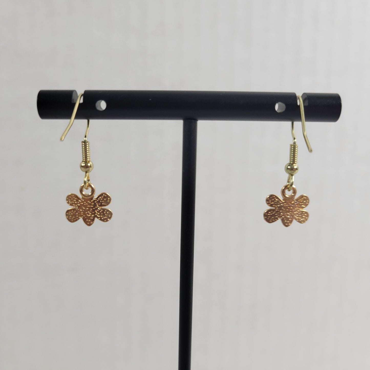 Bumblebee Dangle Earrings Gold Tone Zinc Alloy Novelty Multicolored Womens E54E