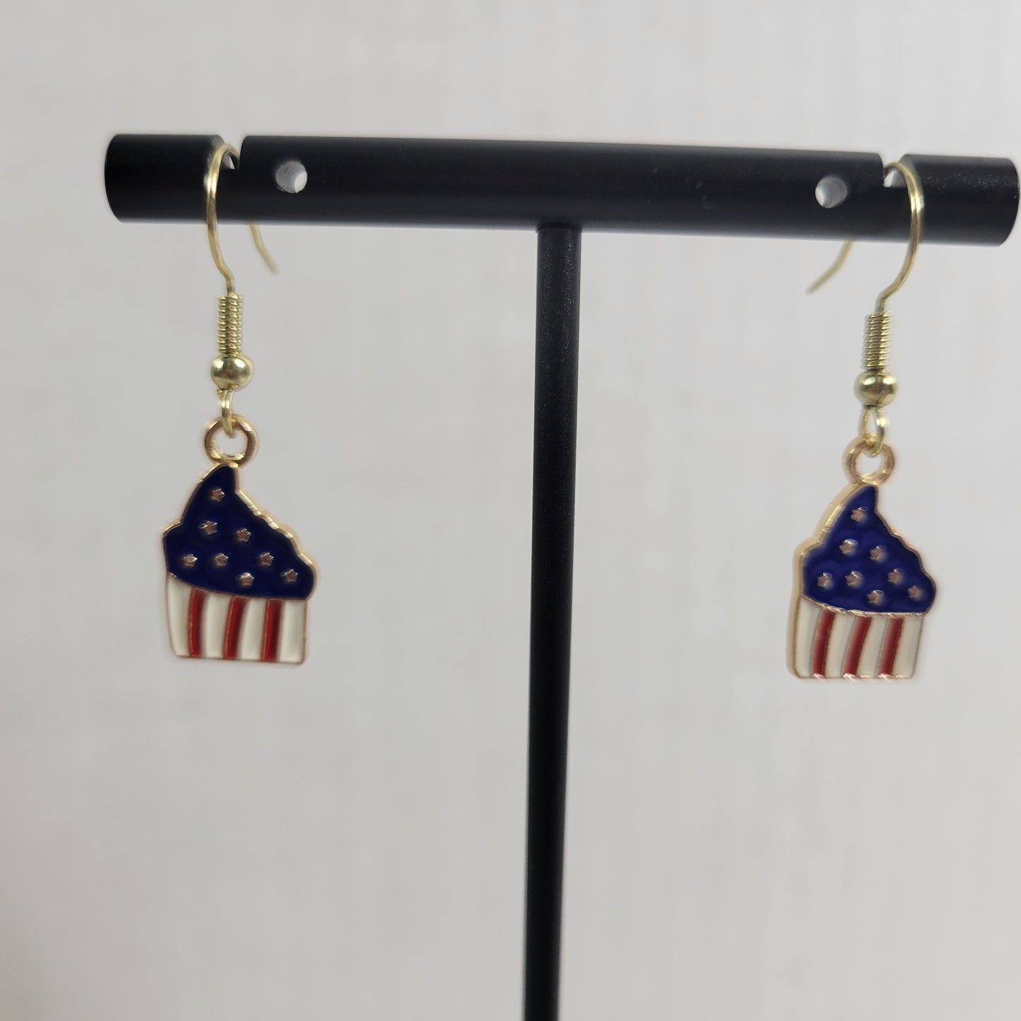 USA Flag Cupcake Earrings Patriotic July 4th Dangle Drop Women Holiday E58E