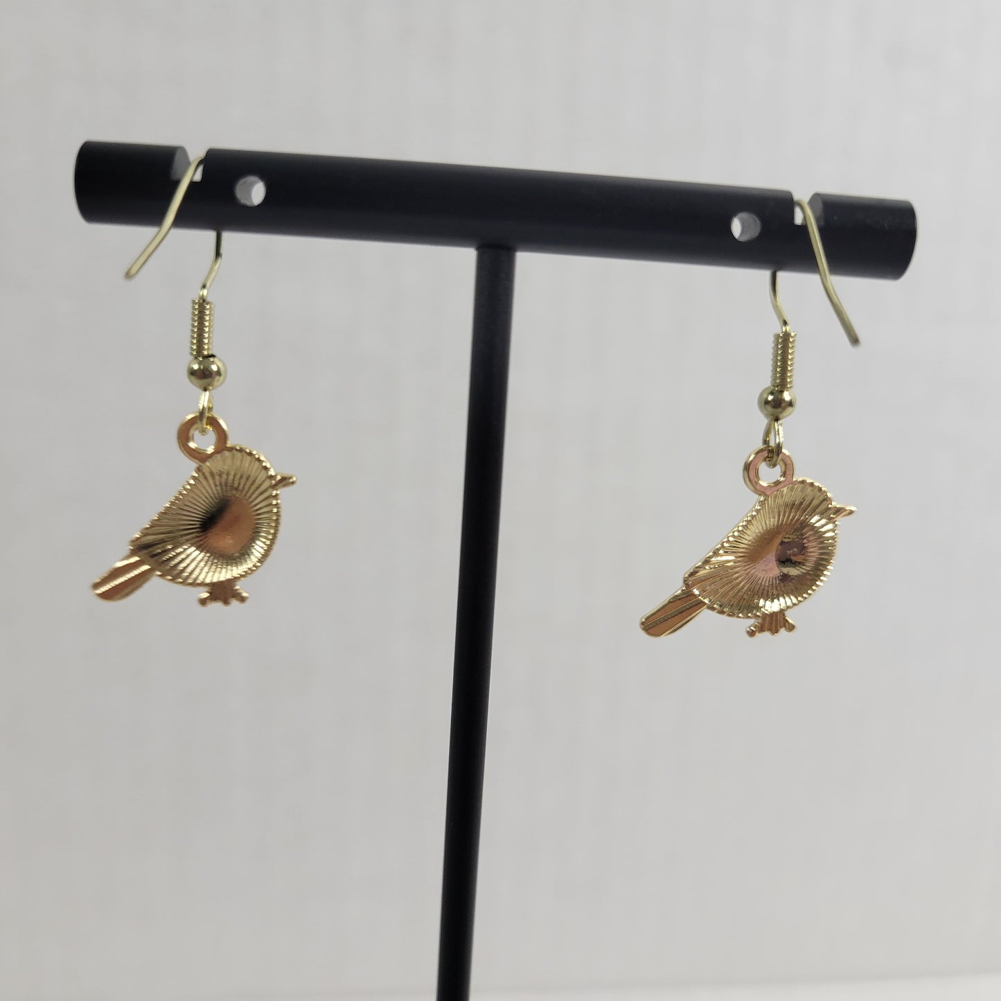 Bird Dangle Earrings Women Pink Aluminum Alloy Gold Tone Hanging Fashion E68E