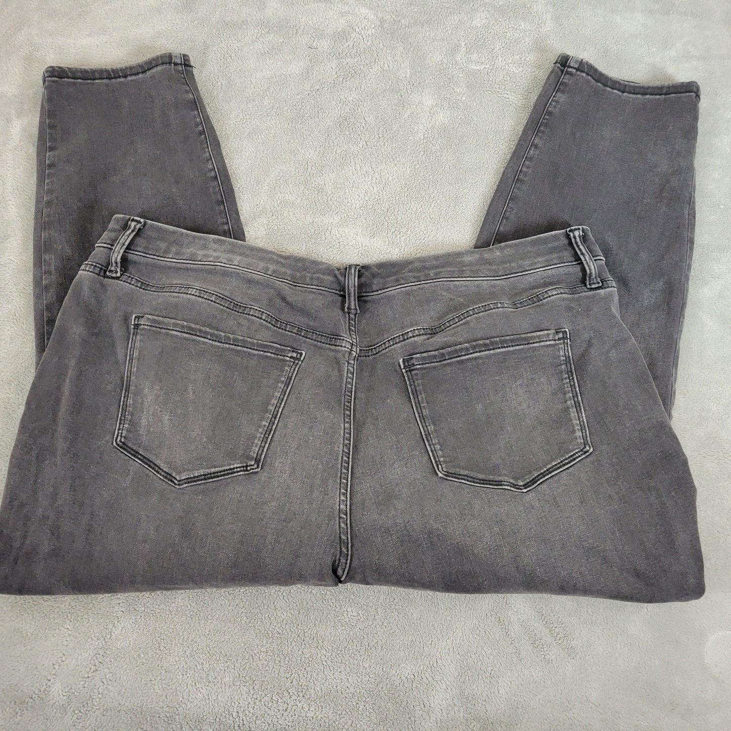 Simply Vera Wang 22WS Petite Black Skinny Cropped Jeans Elastic Waist SKI22E
