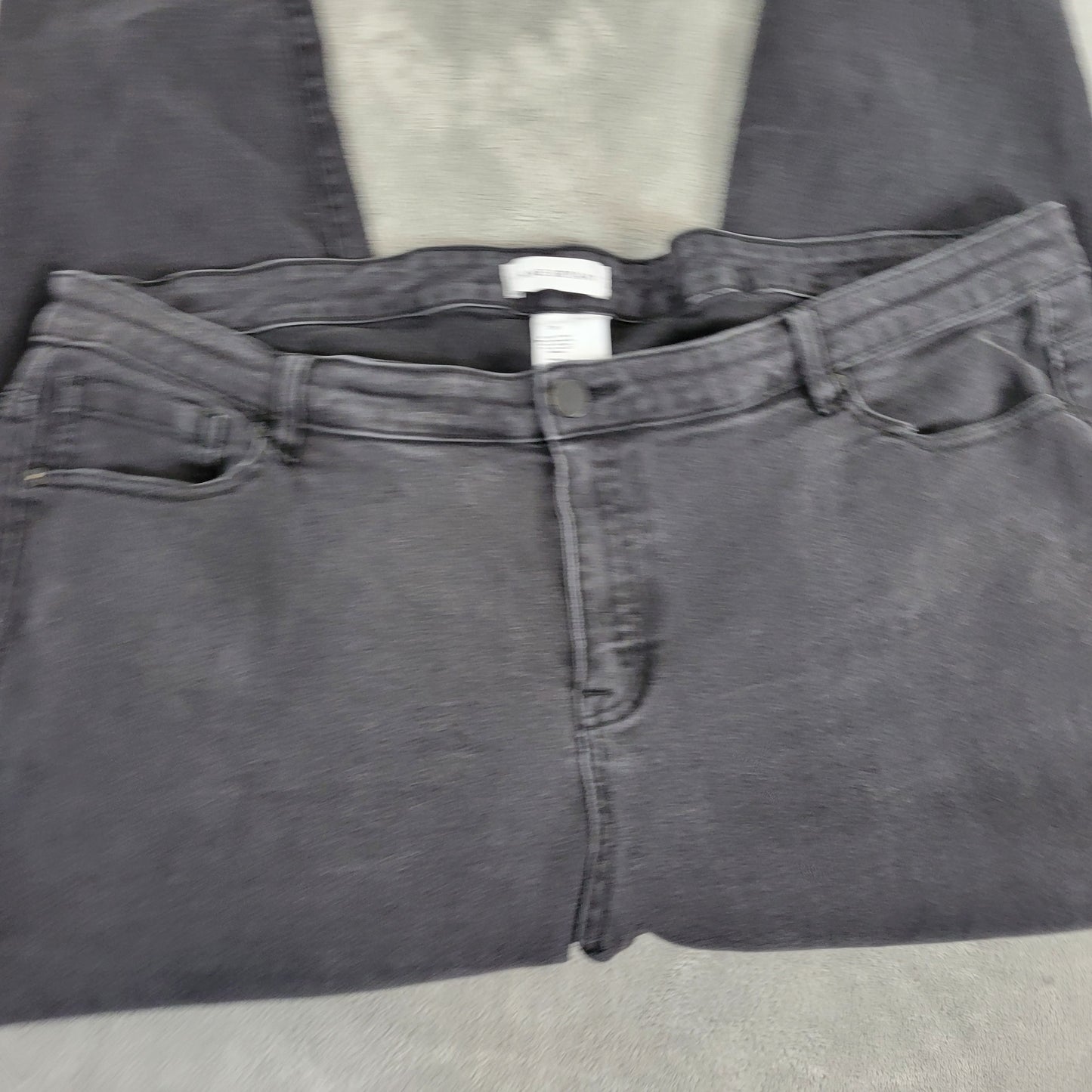 Lane Bryant Jeans 26 Black Tapered Elastic Waist Stretch Denim Plus Size SL75E