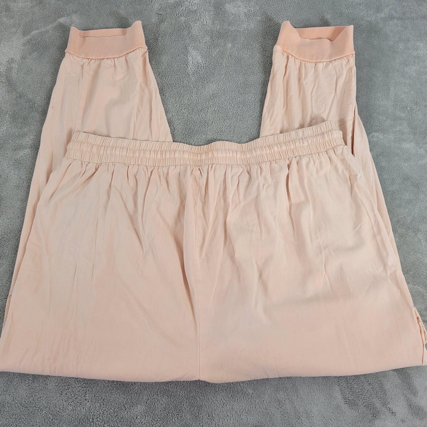 Torrid 2X Cargo Capri Pants Pale Orange Rayon Stretch Elastic Waist ORA26E