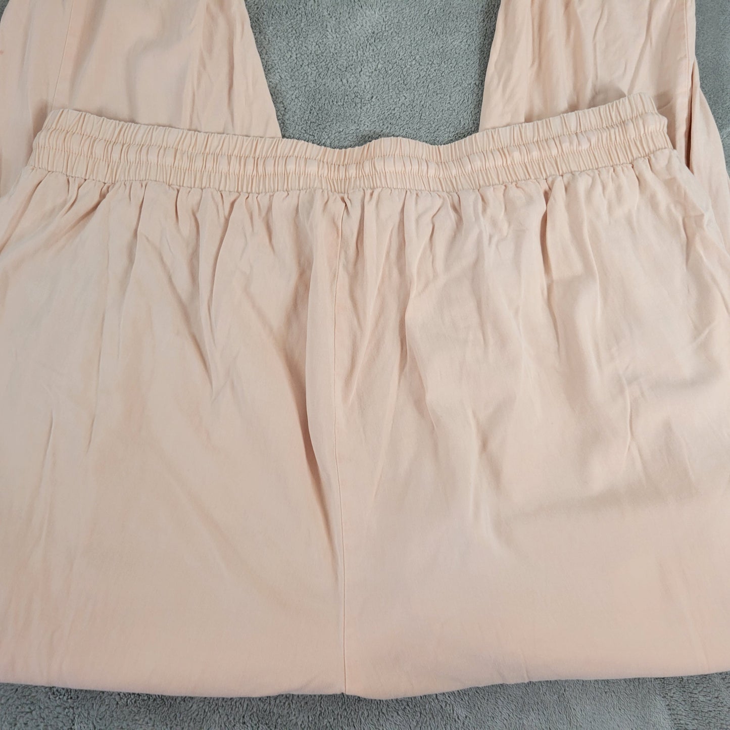 Torrid 2X Cargo Capri Pants Pale Orange Rayon Stretch Elastic Waist ORA26E