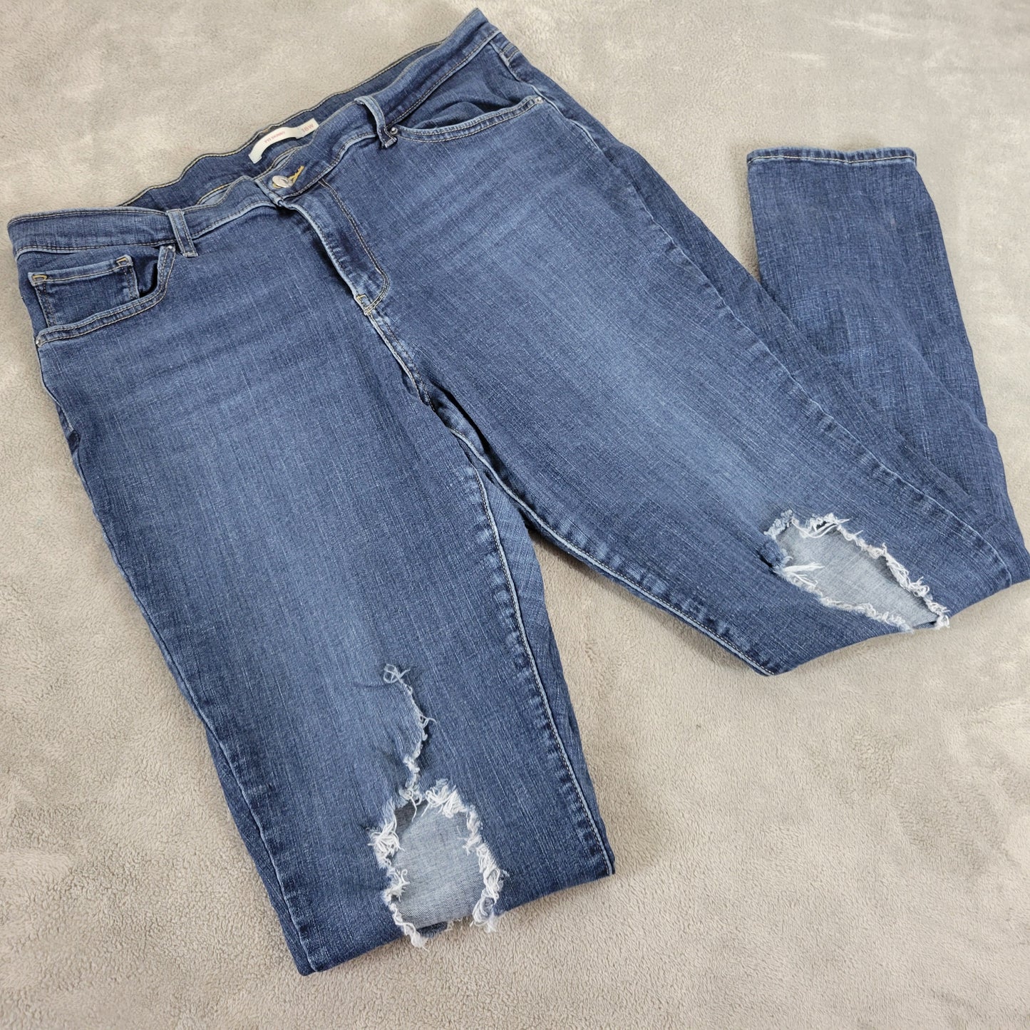 Levi's 711 Skinny Jeans Womens 18W Dark Wash Distressed Blue Denim SKI20E