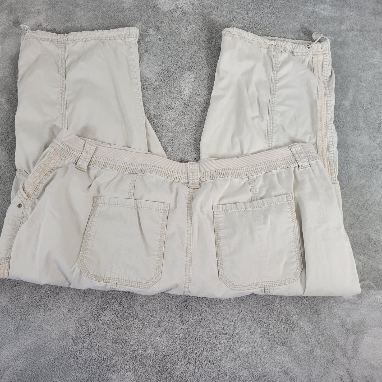 Style & Co 20W Cargo Capri Pants Beige Elastic Waist Stretch Pockets Crop D2E