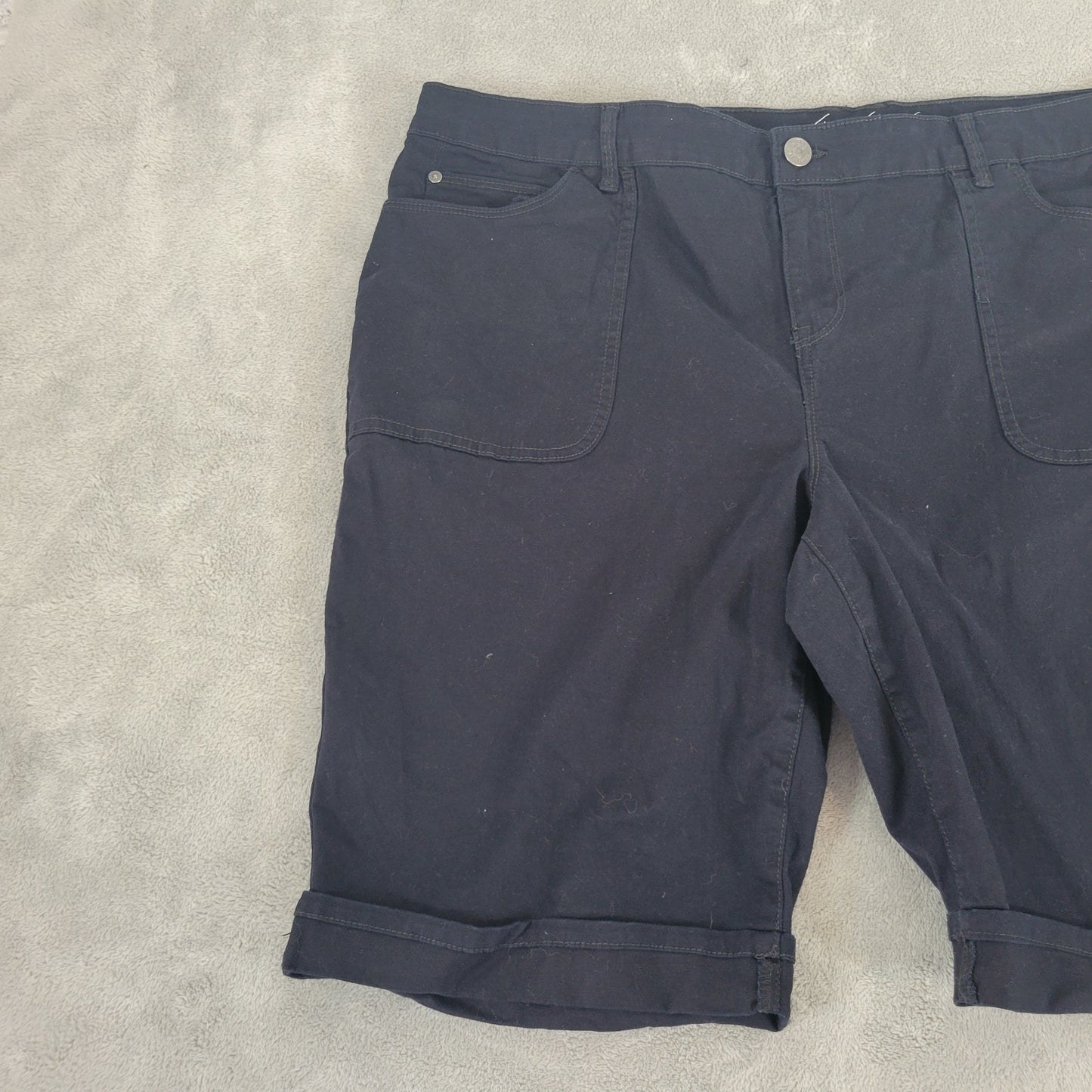 Gloria Vanderbilt Denim Bermuda Shorts 18W Indigo Blue Elastic Waist Slim BLU16E
