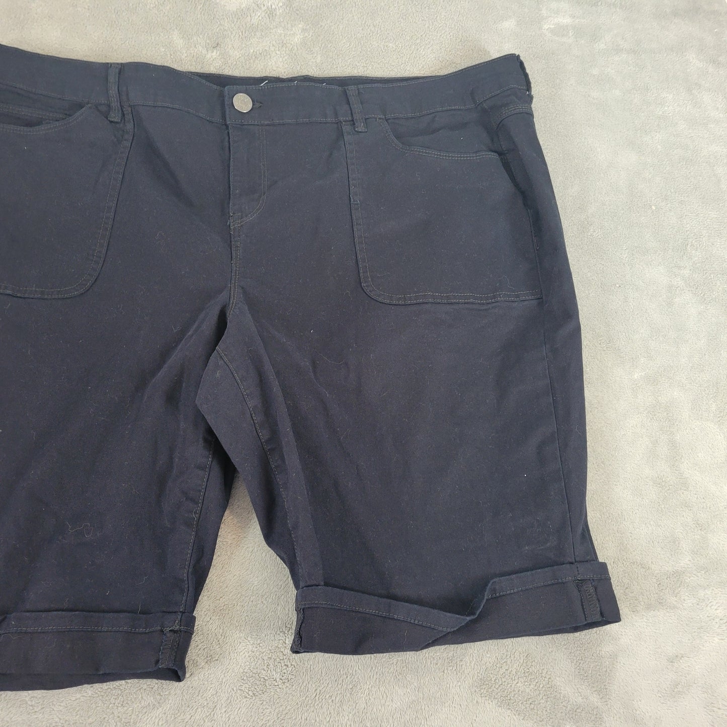 Gloria Vanderbilt Denim Bermuda Shorts 18W Indigo Blue Elastic Waist Slim BLU16E