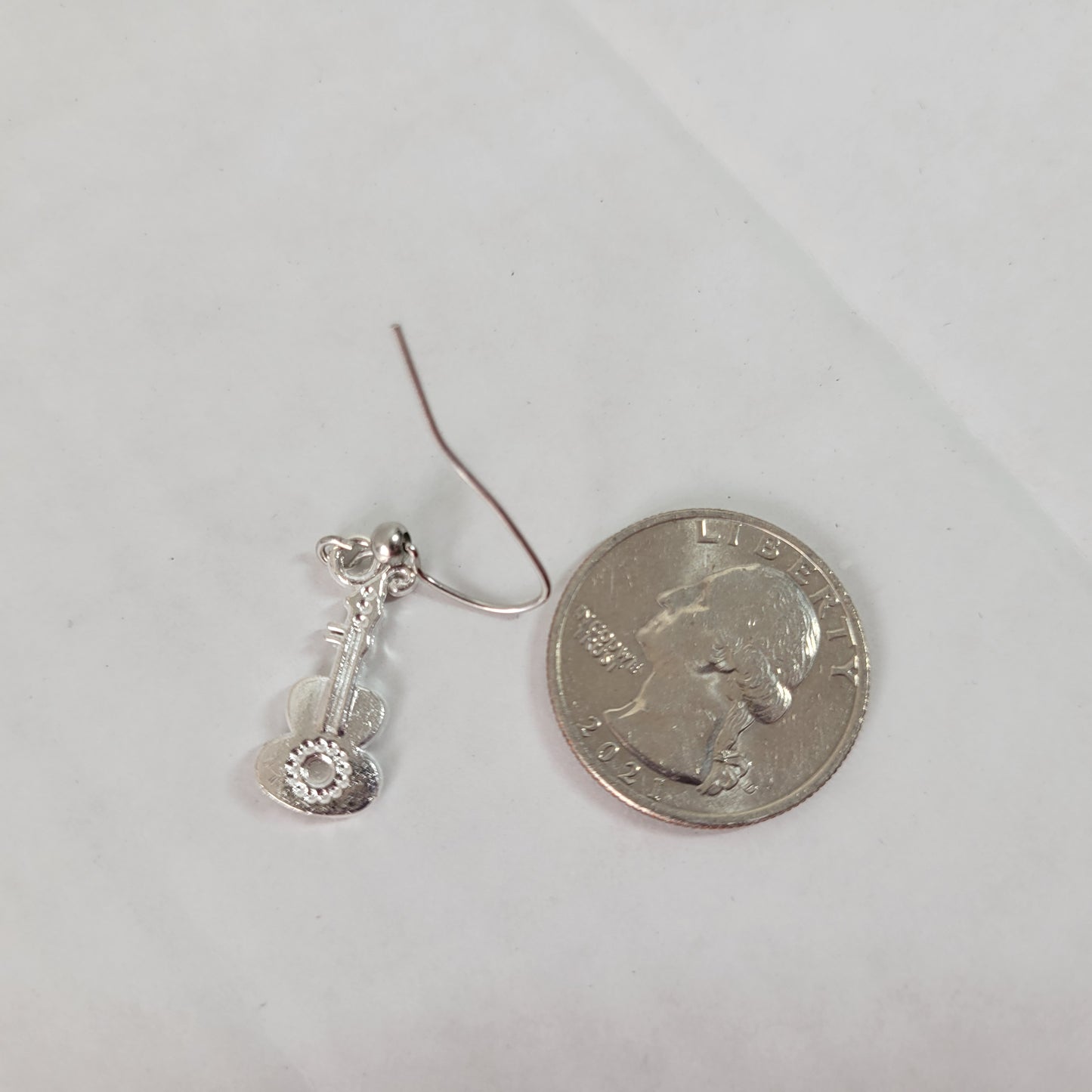Women Acoustic Guitar Dangle Earrings Silver Tone Alloy Music Lover Music E90E