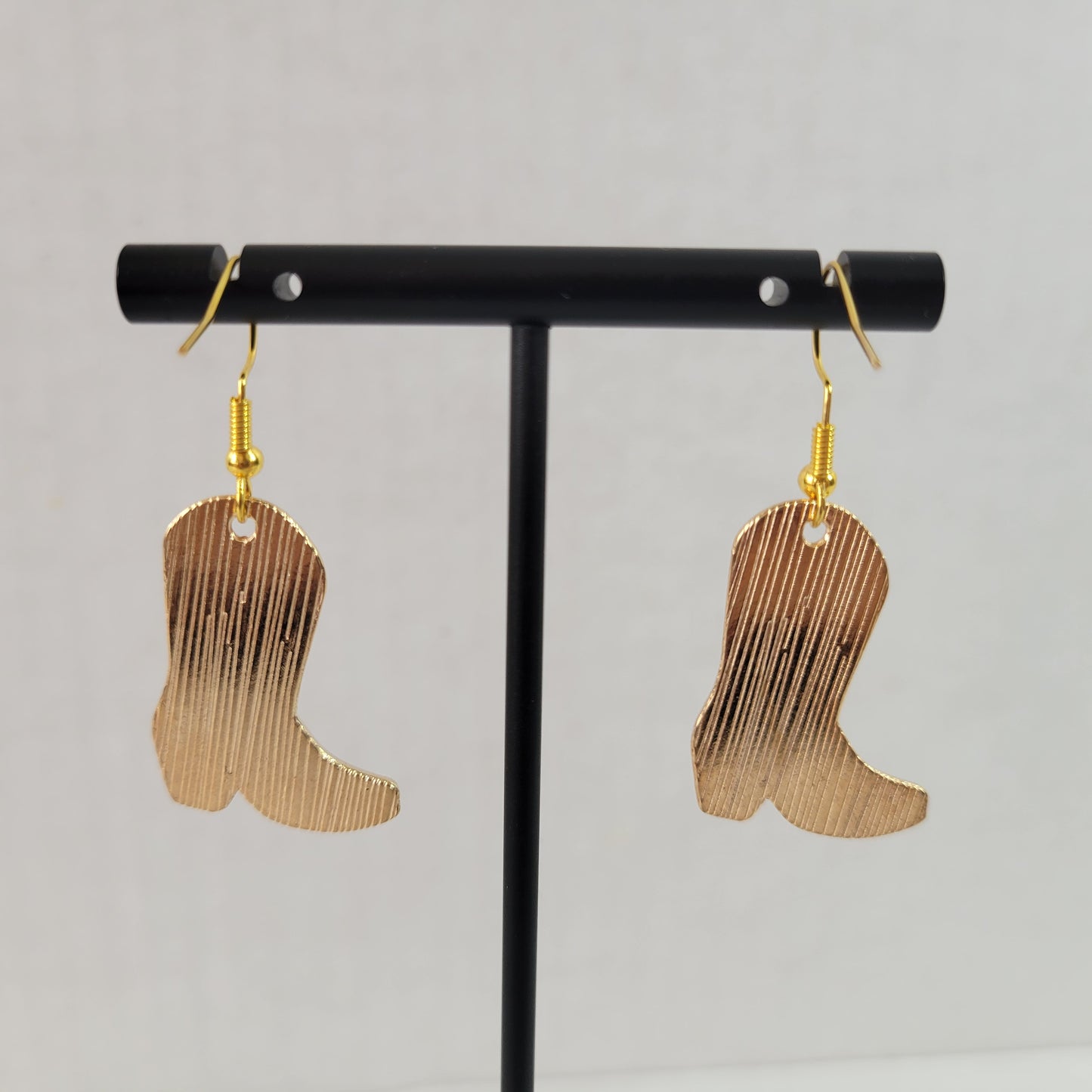 Valentines Day Cowgirl Boot Dangle Earrings Pink White Heart Rodeo Western E92E