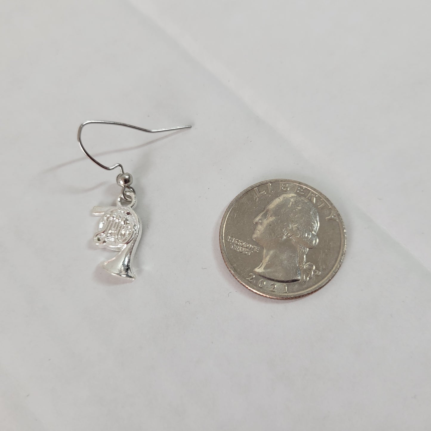 Women French Horn Dangle Earrings Music Lover Drop Jewelry Band Orchestra E94E