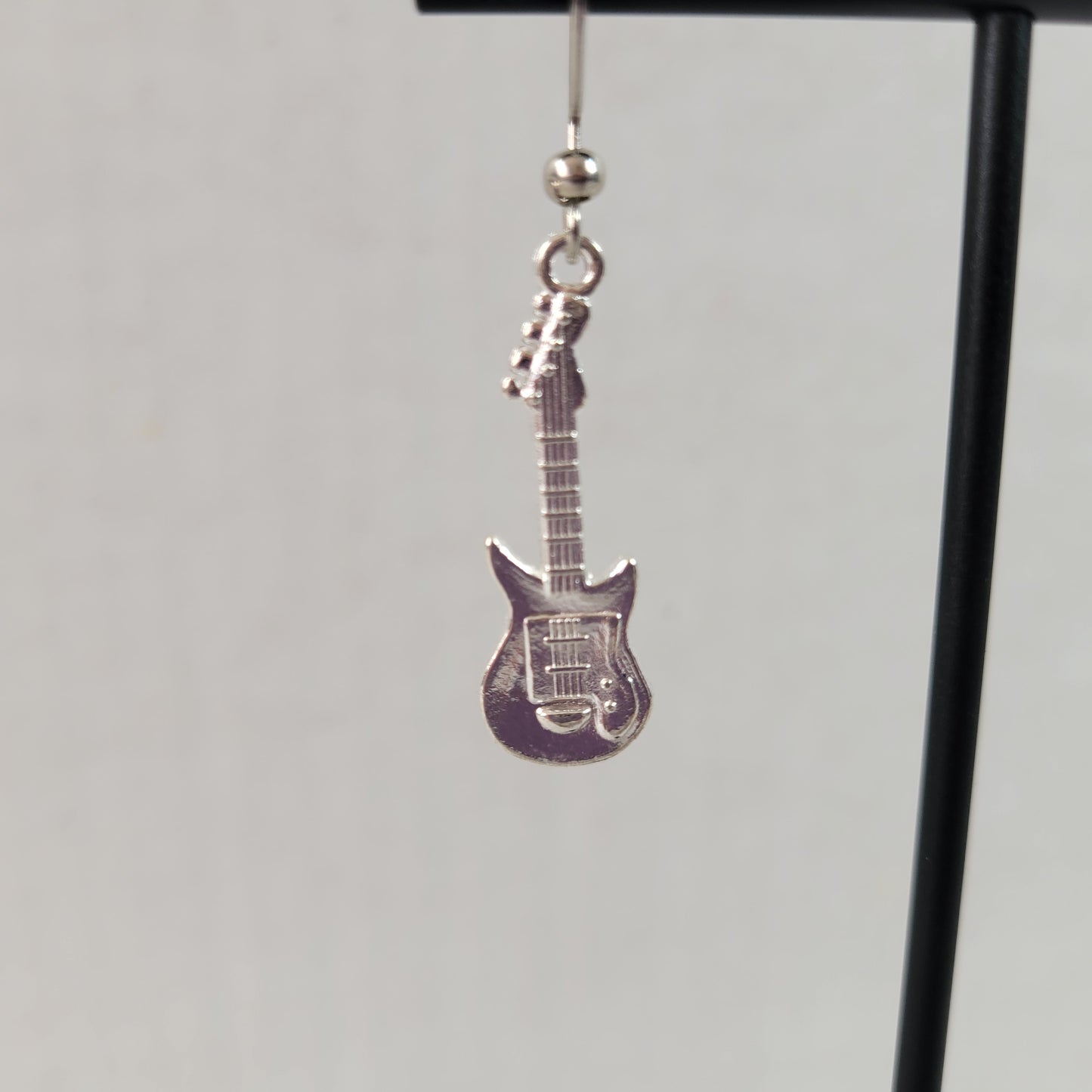 Women Electric Guitar Dangle Earrings Silver Tone Alloy Rock Music Lover E97E