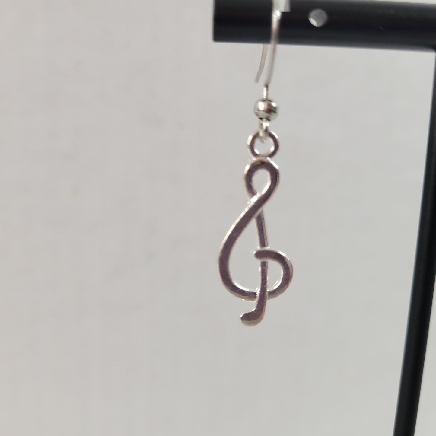 Women Treble Clef Dangle Earrings Silver Tone Alloy Music Lover Orchestra E99E